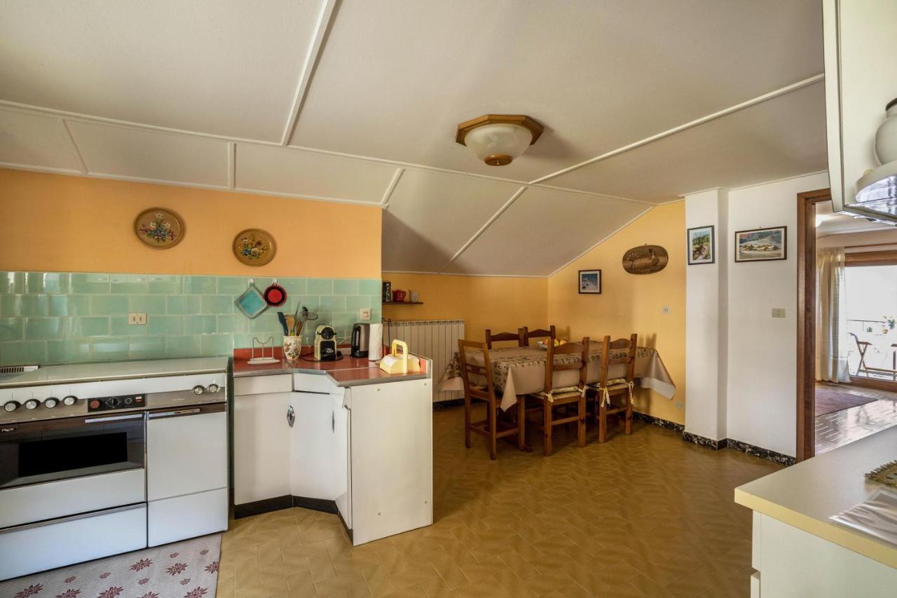 Ferienwohnung La Mansarda Di Chiara E Silvio Trasquera Exterior foto